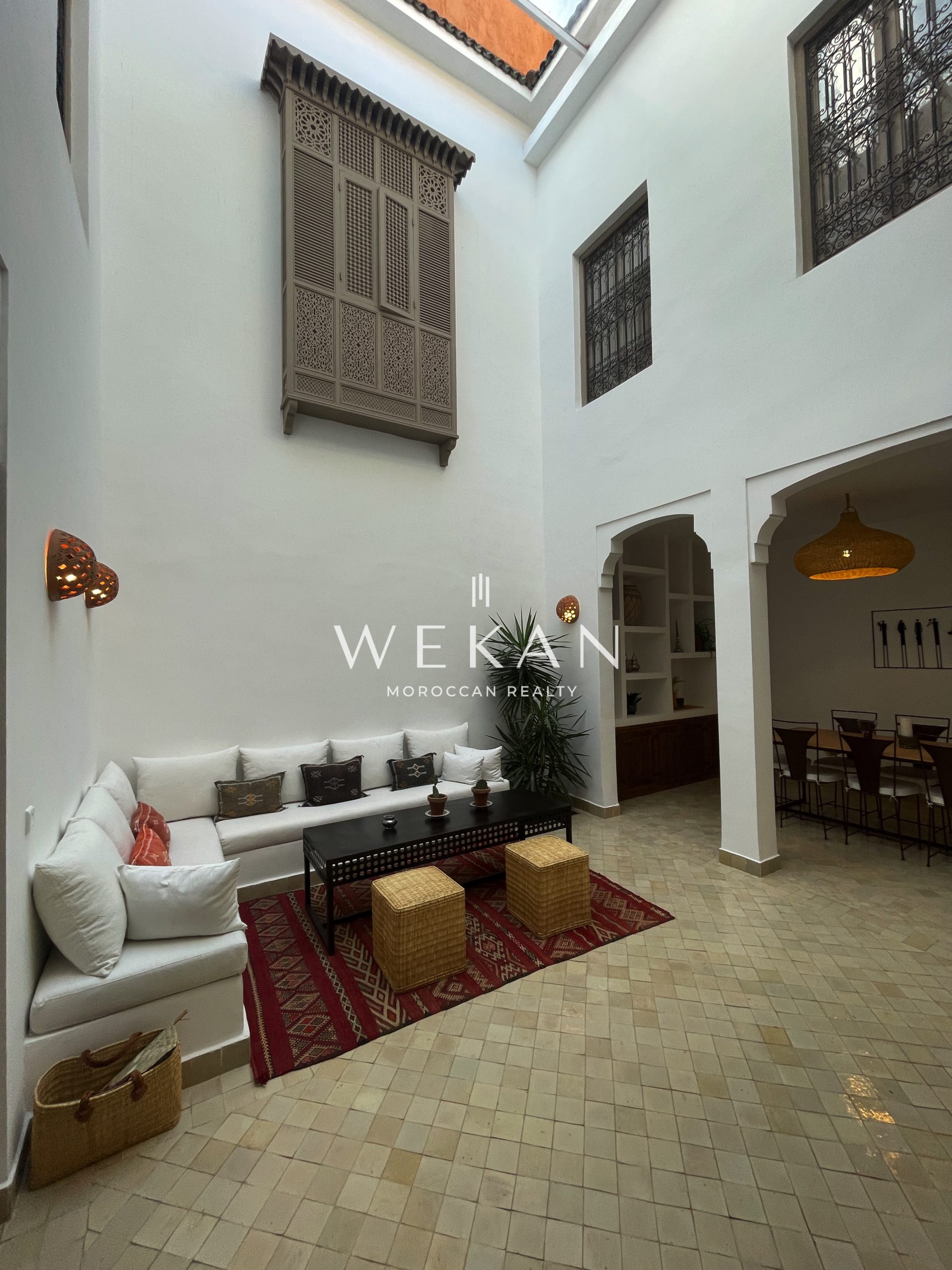 Read more about the article Riad JLG